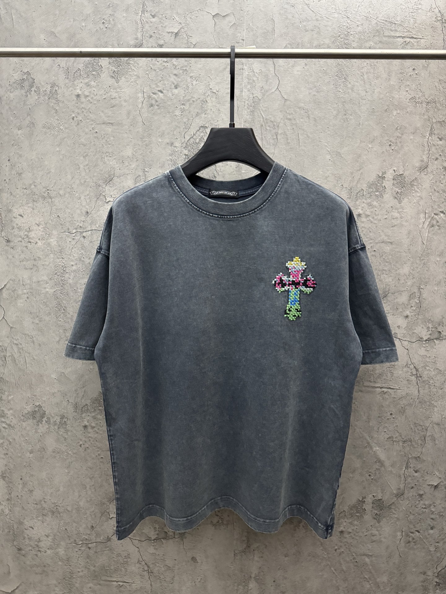 Chrome Hearts Distressed Cross Patch Embroidered T-Shirt